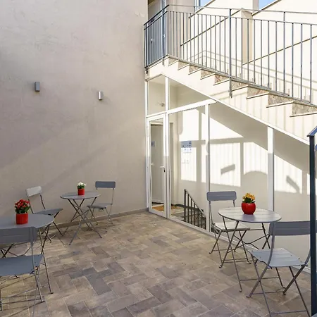 Al Palazzetto - I Pupi Apartment Catania