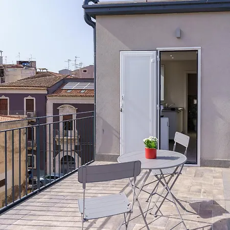 Al Palazzetto - I Pupi *
