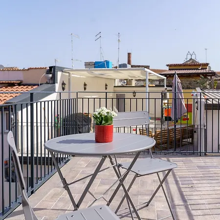 Al Palazzetto - I Pupi Apartment *